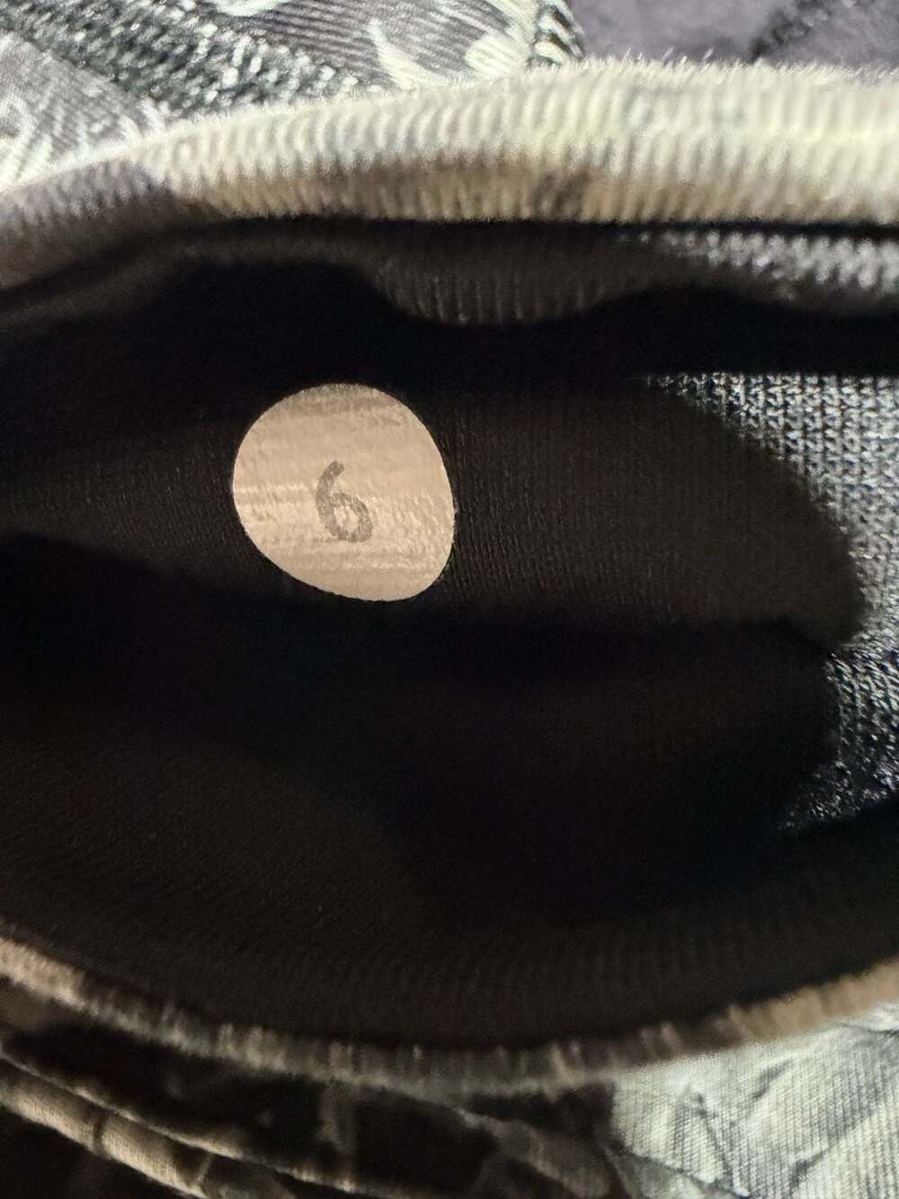 Lululemon Wunder Under Crop Leggings in Flowabunga Black Gray Floral Print - Picture 4 of 4